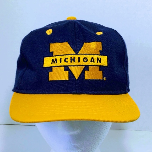 Vintage Other - 90s Vintage Univ of Michigan #1 Apparel Fitted Cap